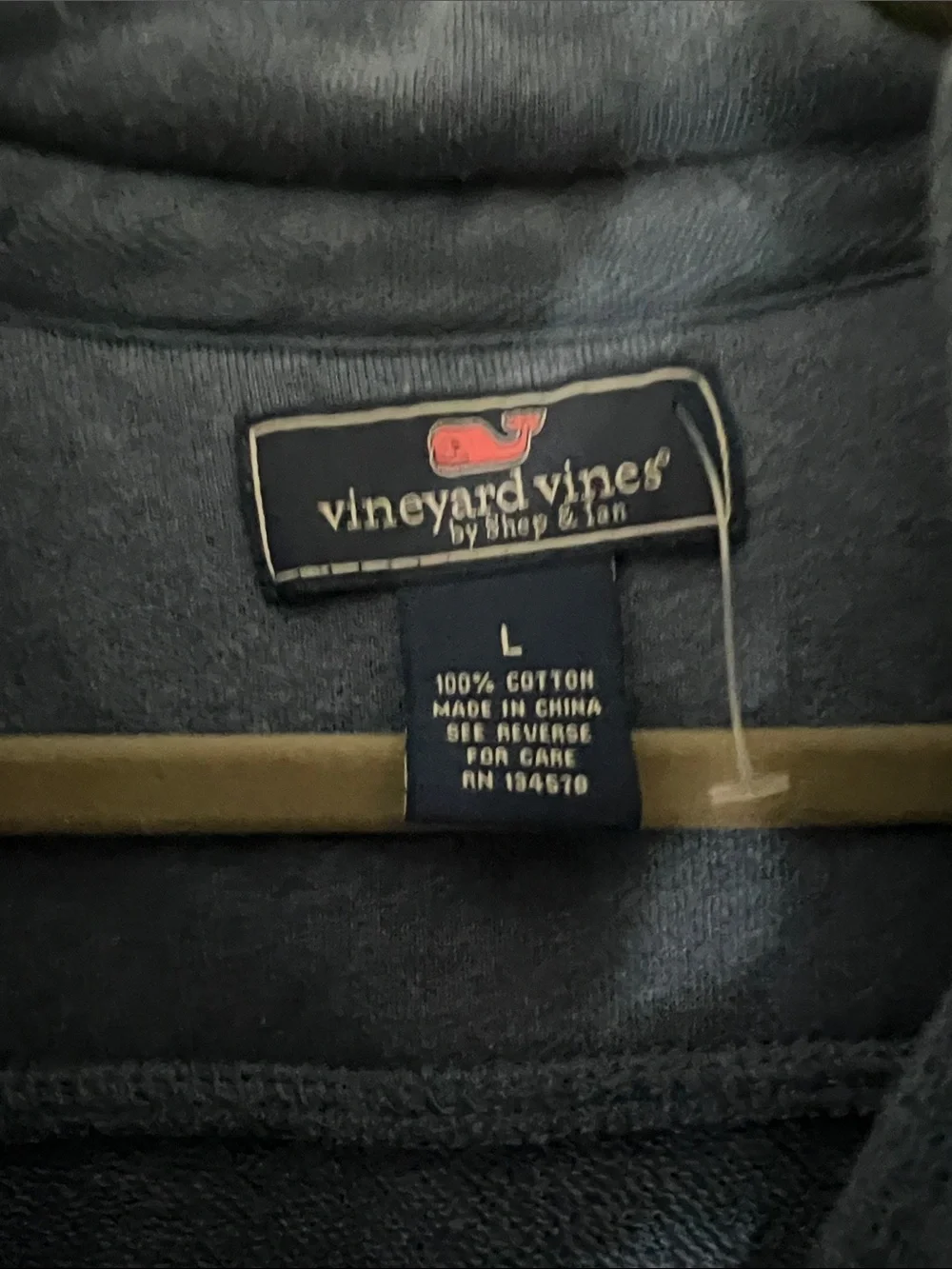 Vineyard Vines Men's Slate Blue Quarter-Zip Pullover with Navy Shoulders